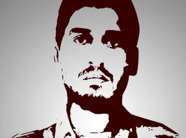 رجل بعين واحدة ويتنقل على كرسي متحرك تحوّل أسطورة، بل أيقونة، يهتف باسمه المقدسيون ويشغل استديوهات التحليل في الوسائط الإعلامية التقليدية والحديثة، قرّر الجميع، مقدسيون وغزاويون وإسرائيليون، أنه الرجل الوحيد الذي يقرر السلم والحرب في “إسرائيل”. خلال عملية سيف القدس عام 2021، نشرت صحيفة يديعوت أحرنوت مقالًا موسّعًا حول شخصية محمد الضيف، وانعكاسها على الصراع [&hellip;]