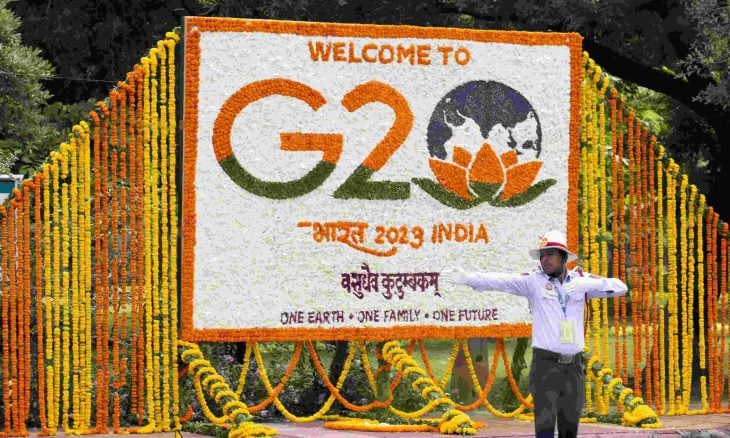 «موديز» و«فيتش» تراجعان التصنيف الائتماني لإسرائيل