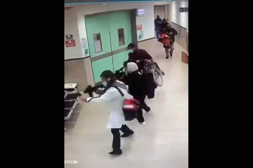 مستشفى جنين ليس الأول… «التنكُّر» سلاح إسرائيل الفعال للاغتيالات