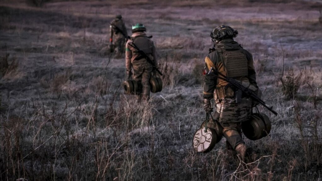 “هذا لا يمكن أن يستمر”.. الجنود الأوكرانيون يأملون في التوصل إلى هدنة مع روسيا