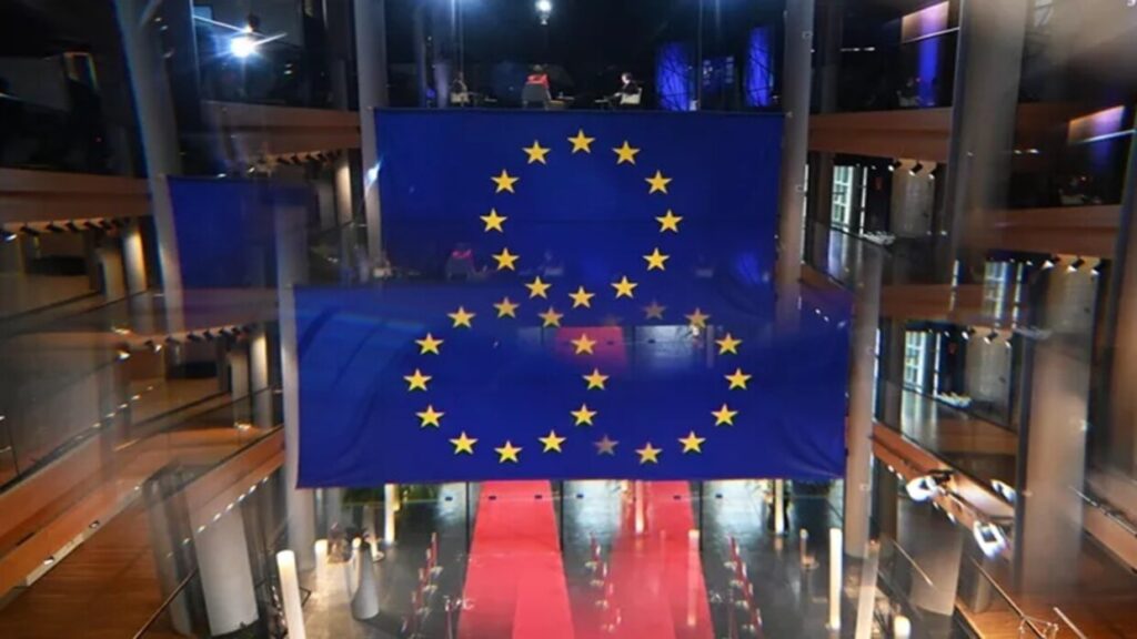 نيويورك تايمز: أوروبا غير قادرة على فرض عقوبات صارمة على روسيا