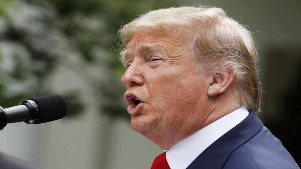 صحيفة: سياسات ترامب الاقتصادية تقلق أعضاء الاحتياطي الفيدرالي الأمريكي